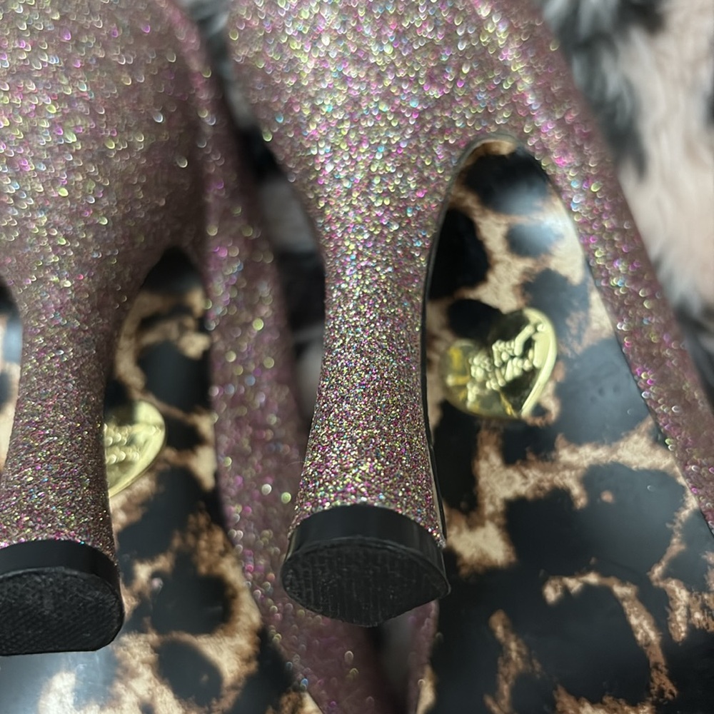 Betsey Johnson Sparkling Glitter Mauve Pink "Tastty" Heels - Picture 7 of 7